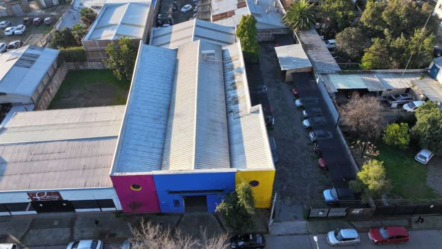 BODEGA 3 SUR 6 Y 7 ORIENTE