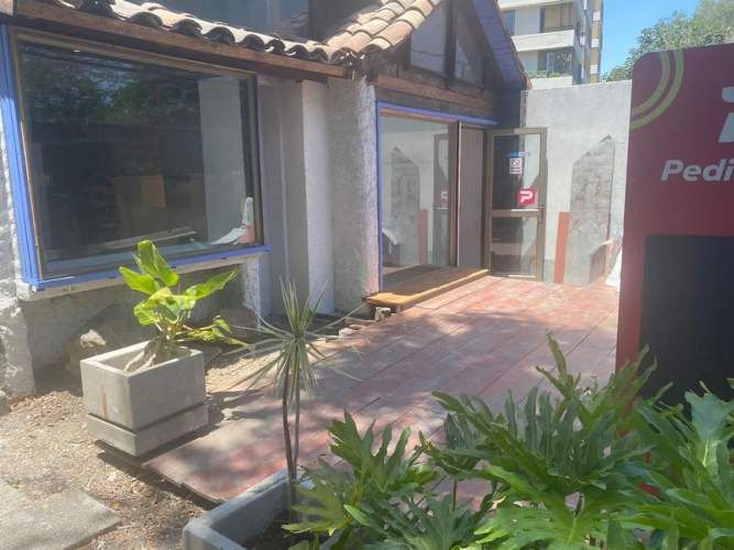 LOCAL COMERCIAL Manquehue/Colón