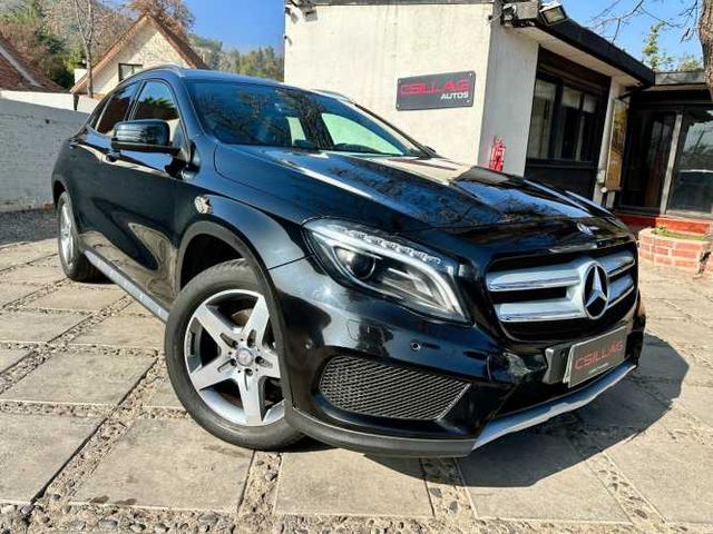 MERCEDES-BENZ GLA 220 D 4MATIC DIESEL 4X4  2017