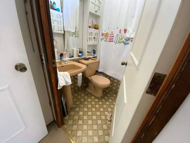 CASA EN CONDOMINIO LA REINA GRAN TERRENO COM 1,5