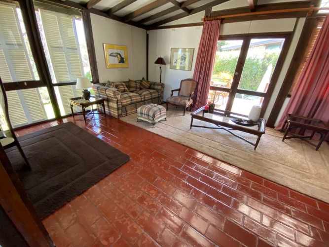 CASA EN CONDOMINIO LA REINA GRAN TERRENO COM 1,5