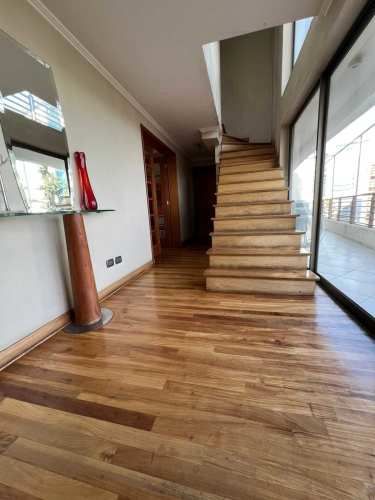 INCREIBLE DUPLEX BARRIO EL GOLF (105793)