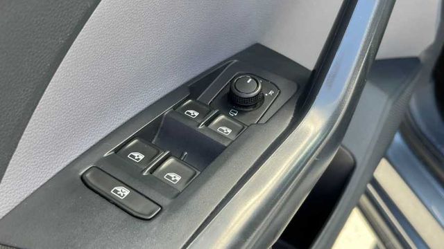 Volkswagen T-Cross 1.0 TSI AT Comfortline (2024)