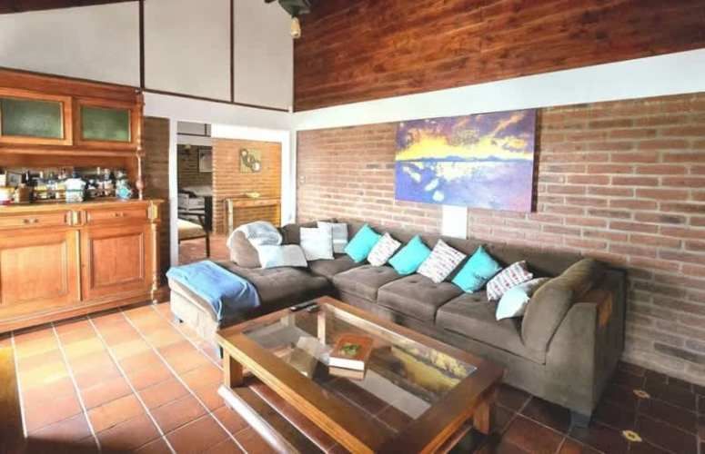 SE VENDE PARCELA CON CASA VALLE ALEGRE QUINTERO