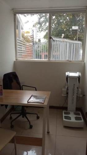 SE ARRIENDA CASA COMERCIAL EX C. DE ESTÉTICA EN VIÑA DEL MAR