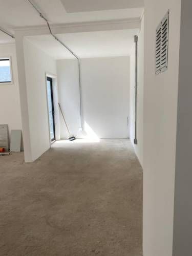 SE ARRIENDA LOCAL COMERCIAL 2 ORIENTE VIÑA DEL MAR