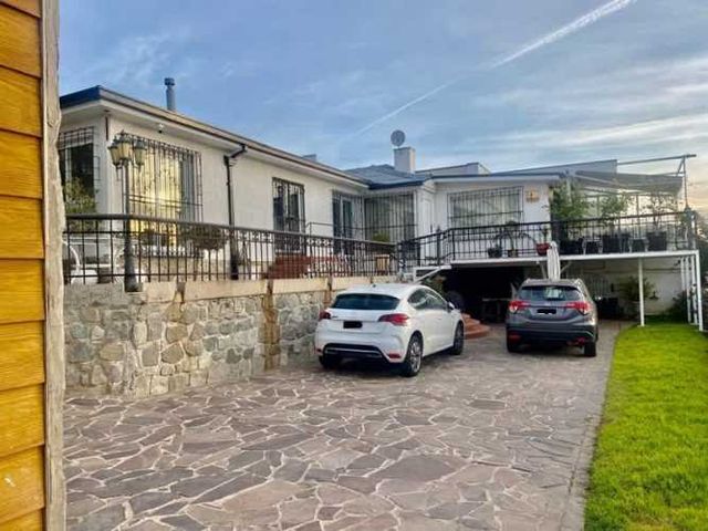 SE VENDE CASA GREGORIO MARAÑON VIÑA DEL MAR - VISTA AL MAR