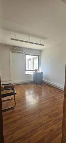 OFICINA Providencia con Suecia