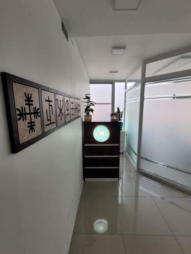 OFICINA Clínica Dental, completamente amoblada y equipada, Edificio Atrium.