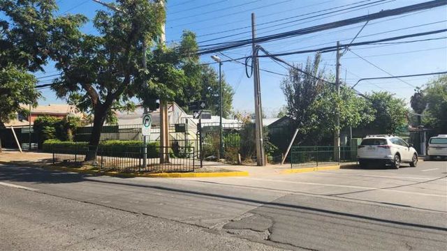 CASA Av. Las Condes, San Enrique. Lo Barnechea