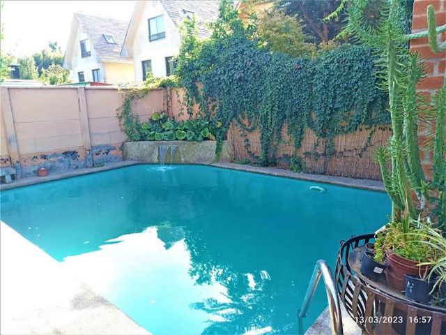 CASA CLUB SANTA ROSA DE HUECHURABA//CONDOMINIO CACIQUES CHILENOS