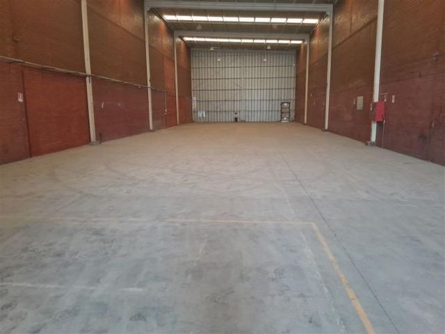 BODEGA Av. Miraflores y Américo Vespucio Norte