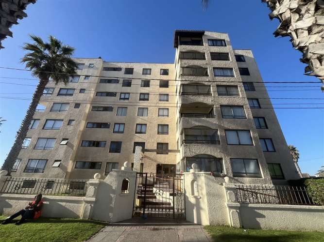 DEPARTAMENTO Av. Pacífico