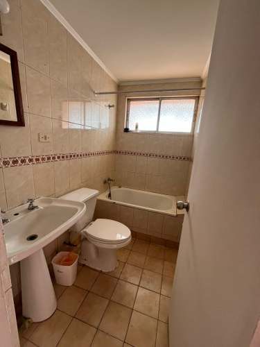 Casa Central, Calle Condell ideal para Oficinas, Fundaciones, Bodega