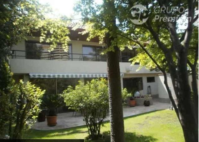 CASA a una cuadra de la clínica Indisa