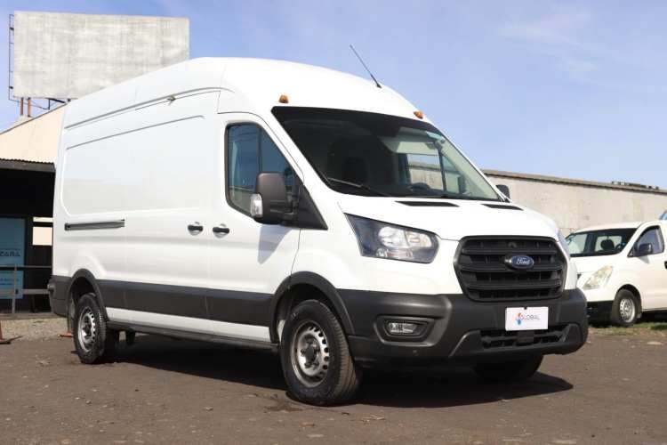 FORD TRANSIT FURGON DE CARGA 2023 UNICO DUEÑO FULL A/C