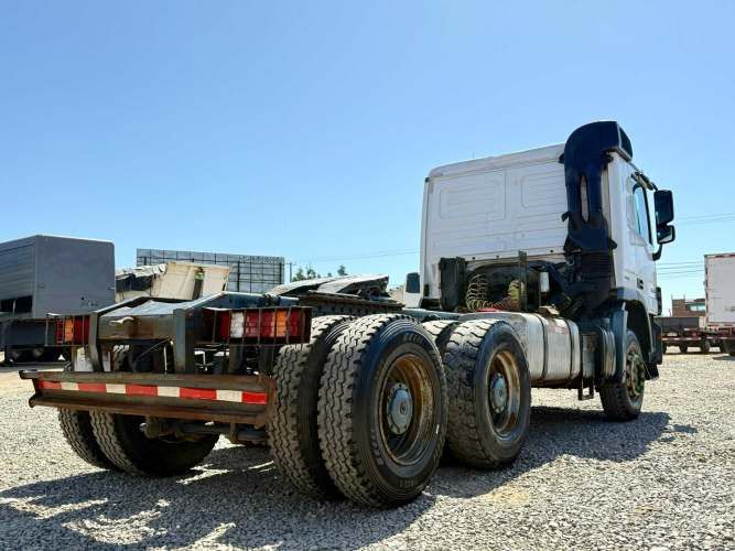 2013 Tractocamión Mercedes Benz Actros 3336 con cubo reductor – caja automática
