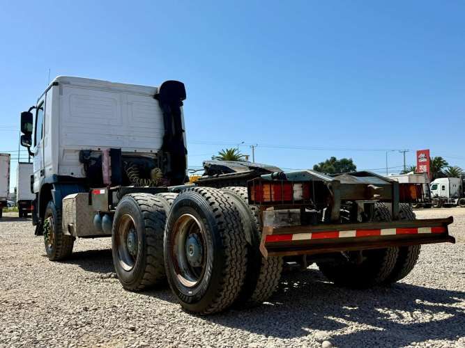 2013 Tractocamión Mercedes Benz Actros 3336 con cubo reductor – caja automática