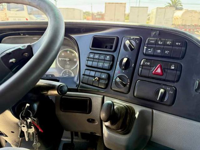 2013 Tractocamión Mercedes Benz Actros 3336 con cubo reductor – caja automática
