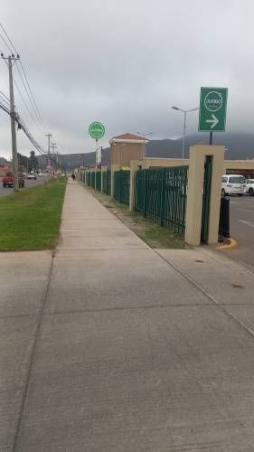 Casa Barrio Universitario, Colina 1604 La Serena