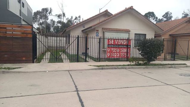 Casa Barrio Universitario, Colina 1604 La Serena