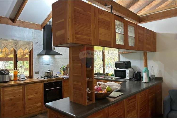 Casa en parcela con 2 cabañas en pucon