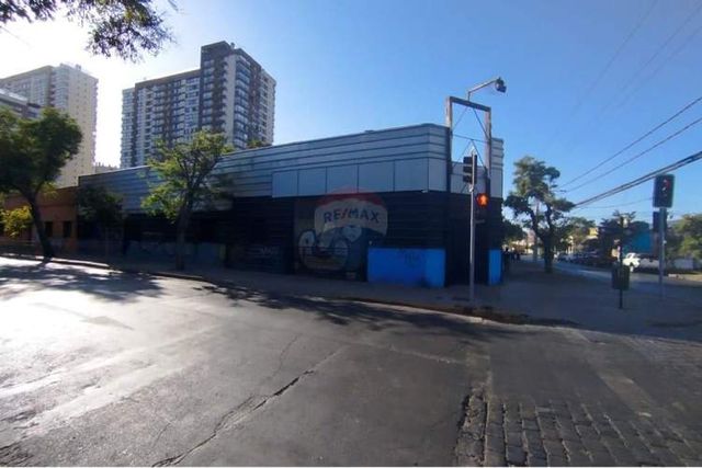 Venta galpon comercial, con oficina y bodegas