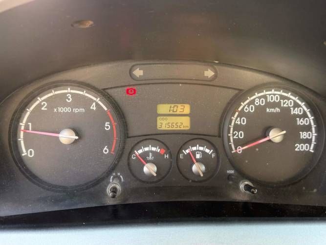 2012 Camioneta Kia Frontier 2.5 con carroceria furgón carga general