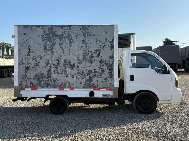 2012 Camioneta Kia Frontier 2.5 con carroceria furgón carga general