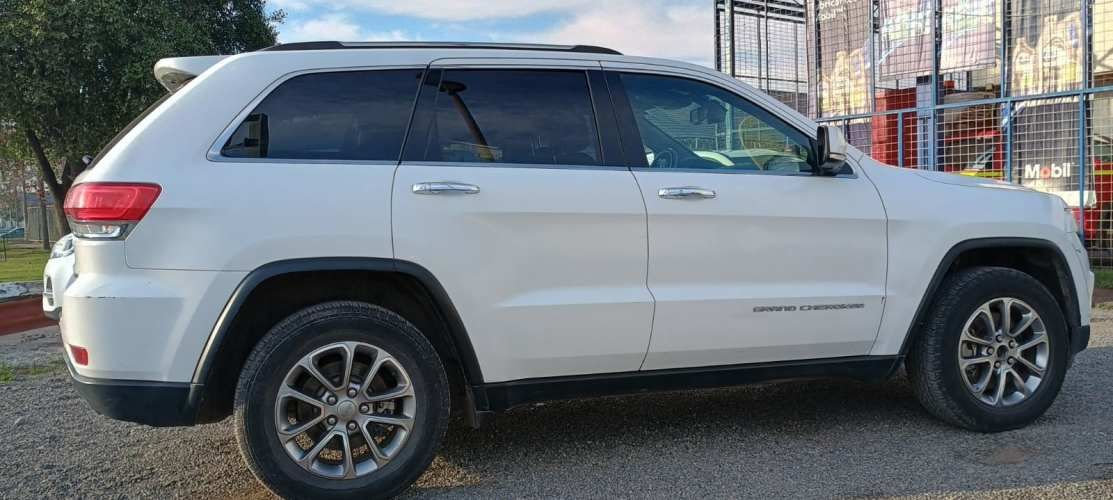 JEEP GRAN CHEROKEE