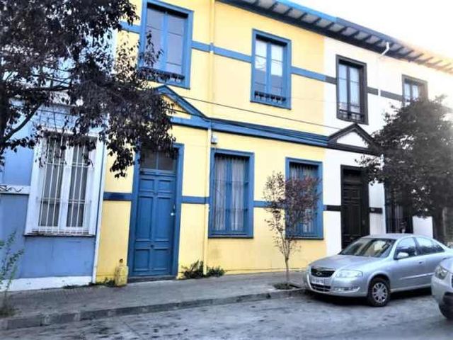 SE VENDE GRAN CASONA SECTOR PATRIMONIAL VALPARAISO
