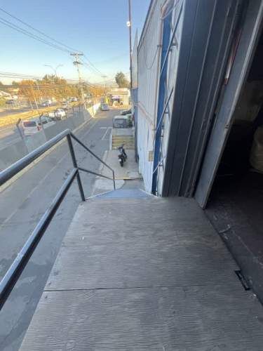 ARRIENDA BODEGA  DE 150M2, CERRILLOS