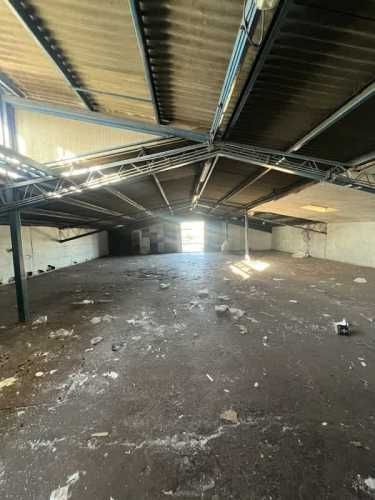 ARRIENDA BODEGA  DE 150M2, CERRILLOS