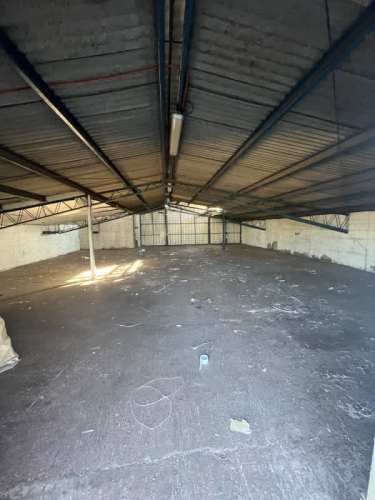 ARRIENDA BODEGA  DE 150M2, CERRILLOS
