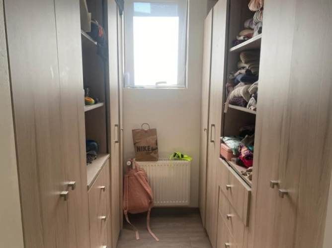 ESPECTACUALAR CASA EN BARRIO CENTENARIO