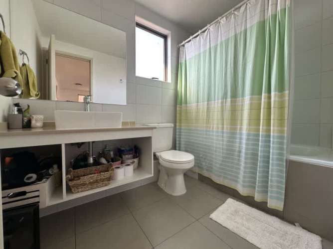 CASA EN SANTA ELENA DE CHICUREO