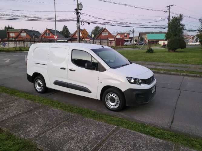 Peugeot partner L2 año 2021