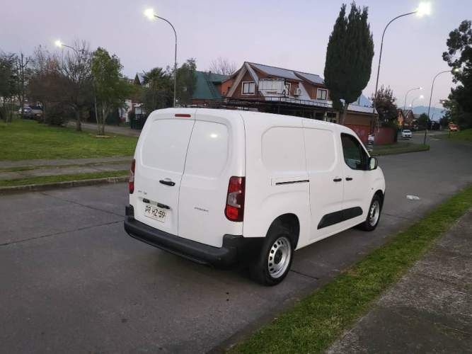 Peugeot partner L2 año 2021