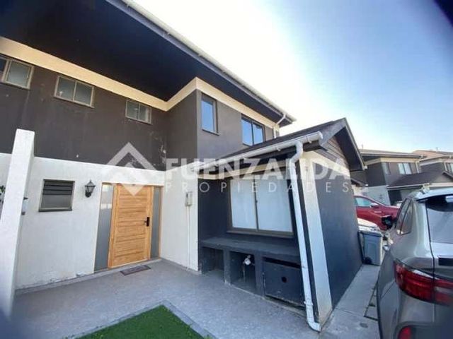 CASA Av. Jorge Alessandri con Av. El rosal