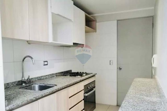 Calle pedro alarcón, cerca de todo!