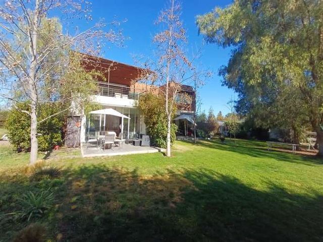 CASA Condominio Chicureo 3, Avenida del Valle con Jose Rabat