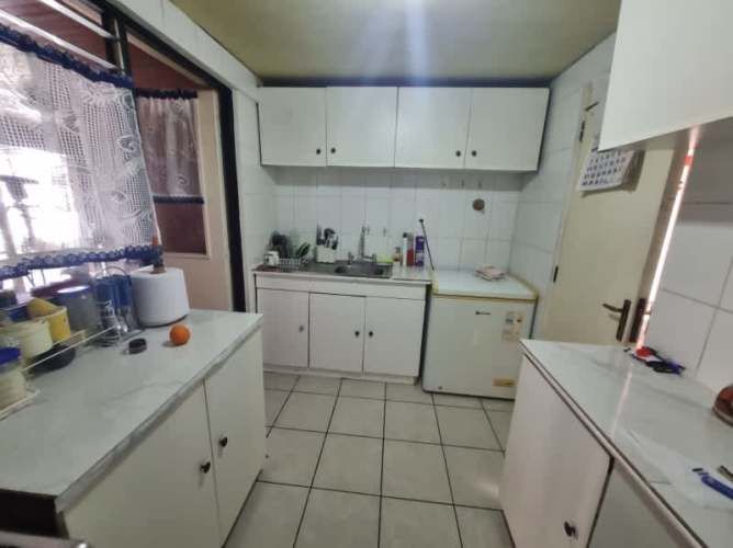 Casa 3 dormitorios 1 baño, sólida