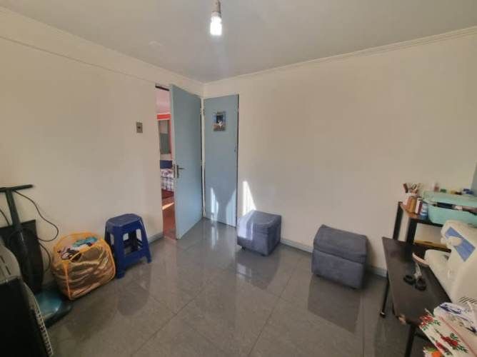 Casa 3 dormitorios 1 baño, sólida