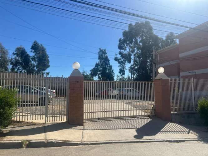 Se Arrienda Acogedor Departamento en Peñablanca