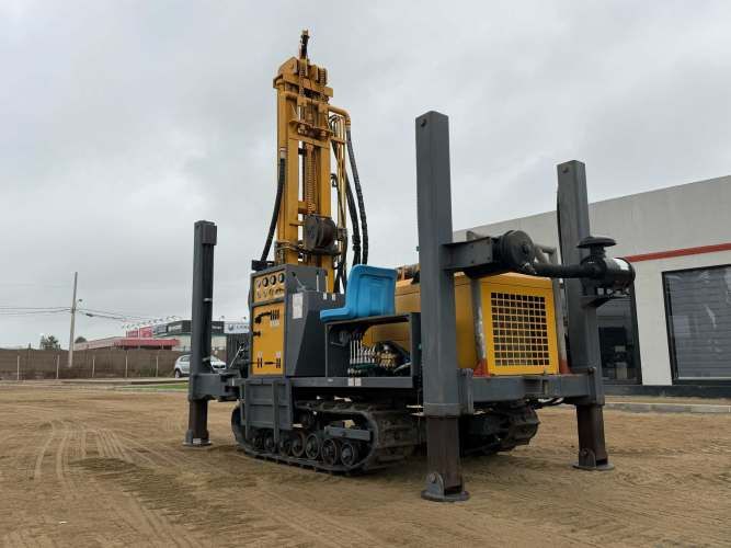 2023 Perforadora de Pozo Feida FYX200 para 200 mts – Incluye Compresor con motor Cummins