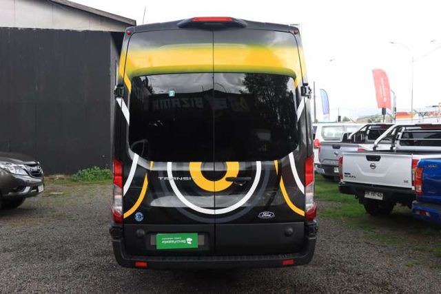MINI BUS FORD TRANSIT 2025 FULL 17+1 UNICO DUEÑO TURISMO AL DIA