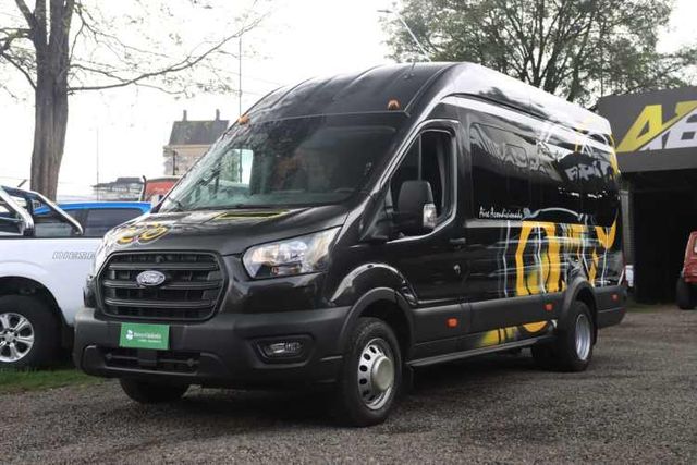 MINI BUS FORD TRANSIT 2025 FULL 17+1 UNICO DUEÑO TURISMO AL DIA