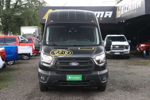 MINI BUS FORD TRANSIT 2025 FULL 17+1 UNICO DUEÑO TURISMO AL DIA