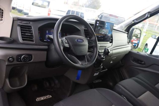 MINI BUS FORD TRANSIT 2025 FULL 17+1 UNICO DUEÑO TURISMO AL DIA