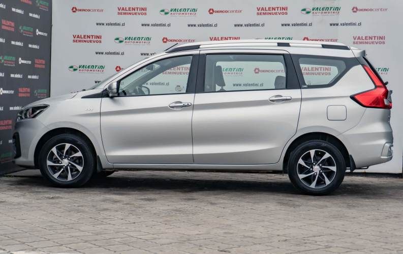 SUZUKI ERTIGA GLX SMART HYBRID MT